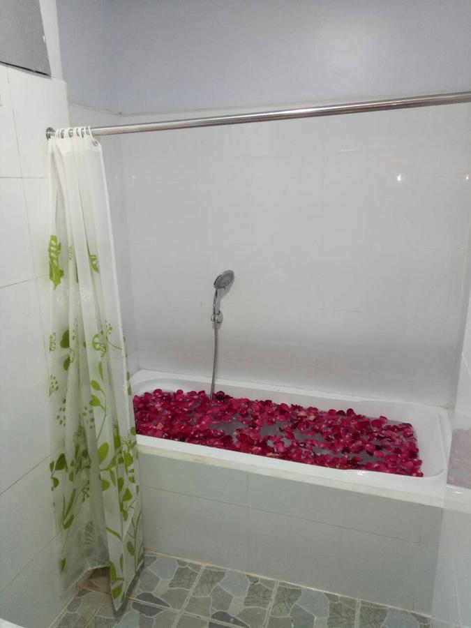 โรงแรมเกรซ โรงแรม ตองยี
